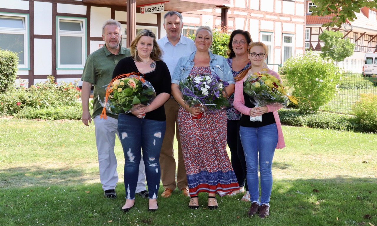 von links:  Gerd Hegerkamp, Angelina Kellner, Ralf Regenhardt, Tanja Esseln, Manuela Kunze, Jasmin Woitschach
