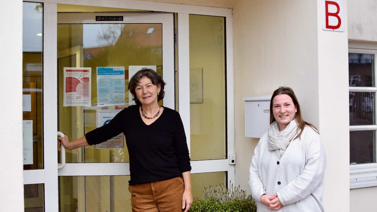 Die EUTB-Beraterinnen Mechthild Diekmann (l.) und Ann Katrin Schaefer-Pniwczak bieten nun auch Sprechzeiten im Haus B im Caritas-Centrum Duderstadt an. | Foto: Broermann / Caritas