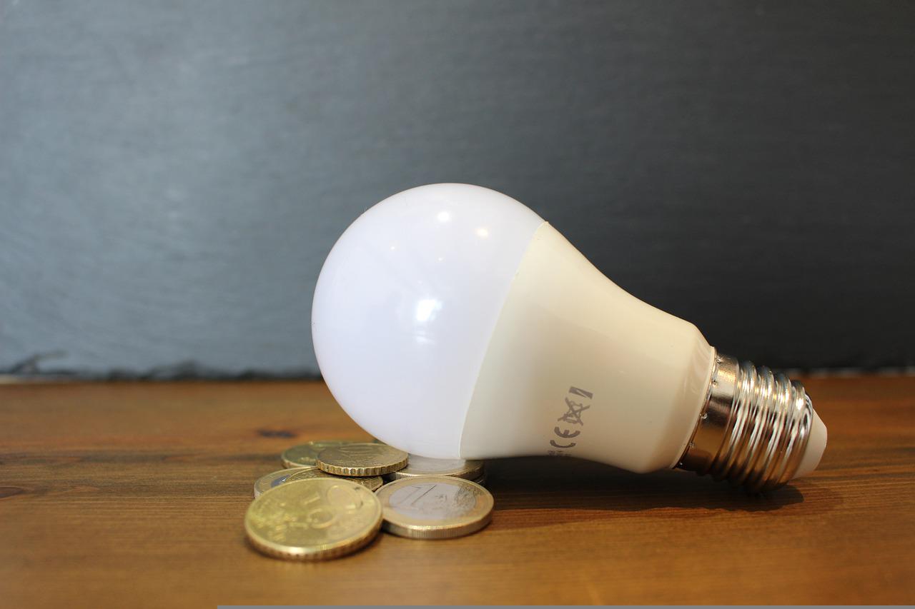 Stromsparen hilft beim Kostensenken. | Foto: VV1ntermute via pixabay.com