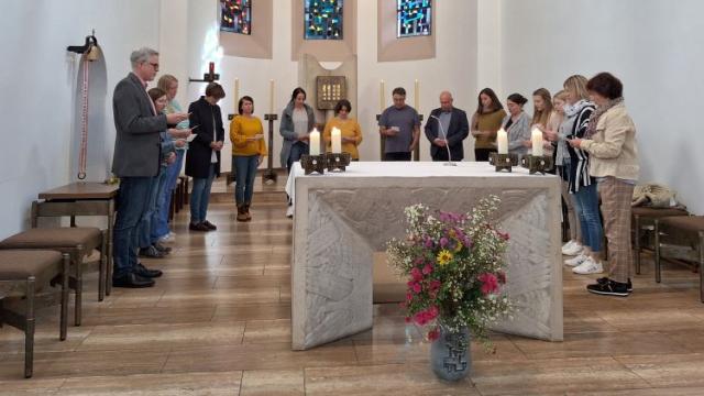 Caritas-Friedensgebet in der Kirche Mariä Heimsuchung Northeim. | Foto: Caritas Südniedersachsen